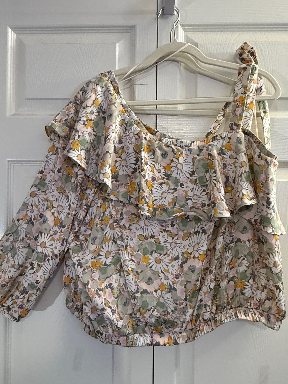 Jennifer Lopez Pastel Floral Ruffle Off-Shoulder Top